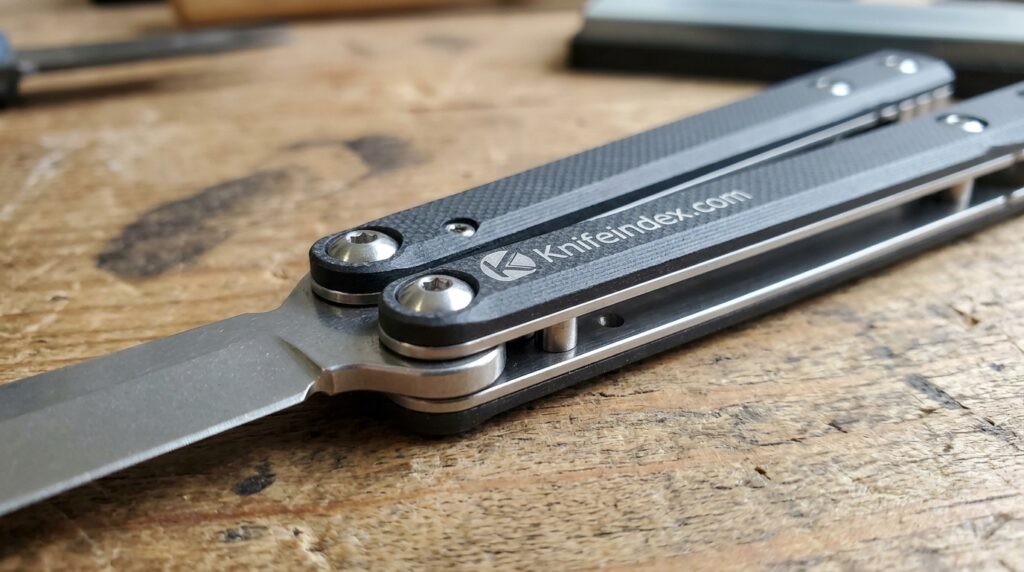are balisongs legal in the uk